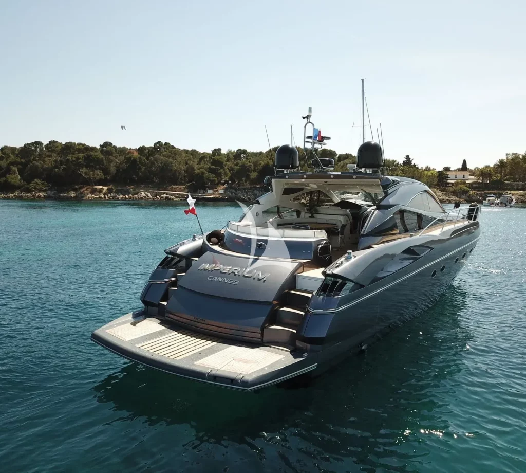 IMPERIUM-Sunseeker-Predator-68-anchored